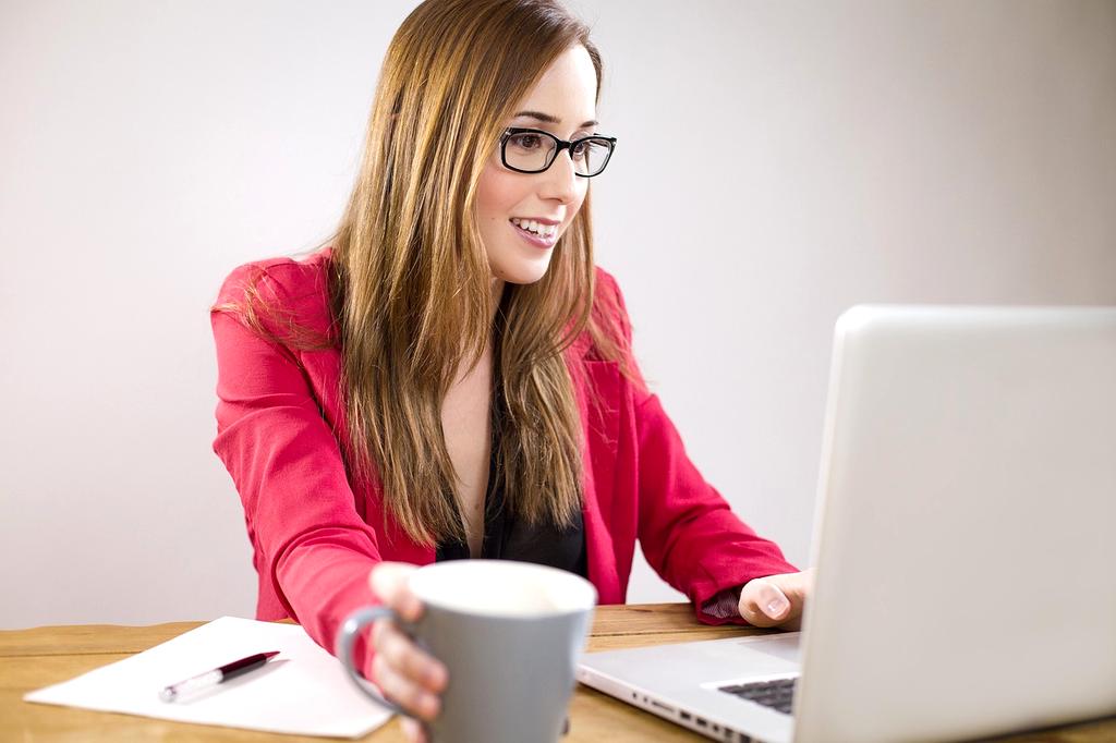 Autonomous vehicle AI navigation system